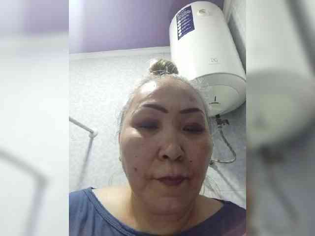 Financially_Poor webcam
