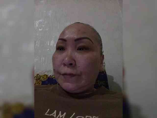 Financially_Poor webcam