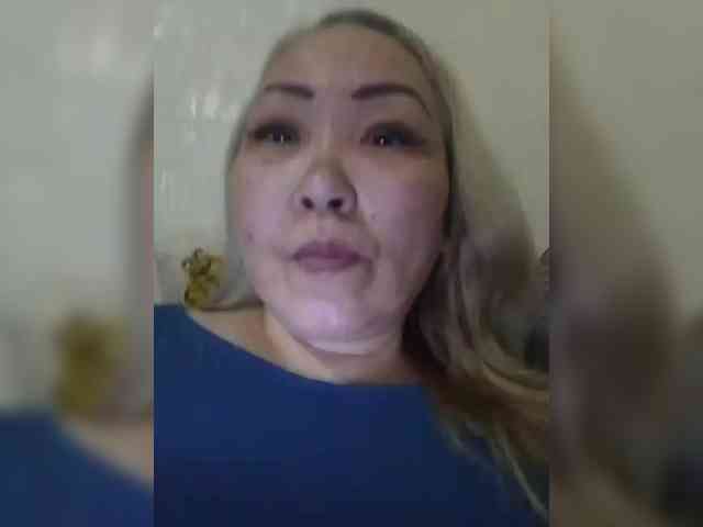 Financially_Poor webcam