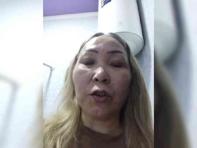 Financially_Poor webcam
