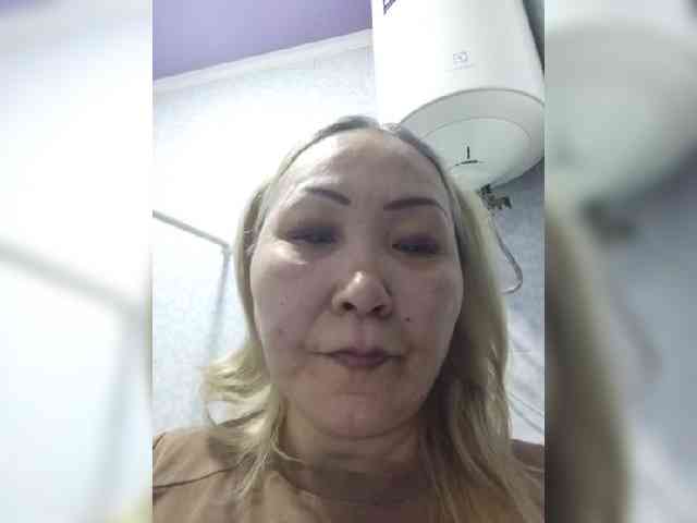 Financially_Poor webcam