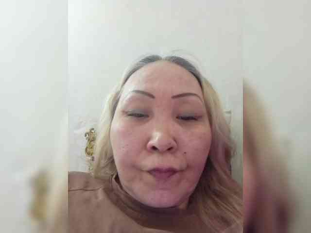 Financially_Poor webcam