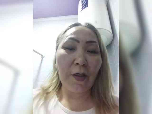 Financially_Poor webcam