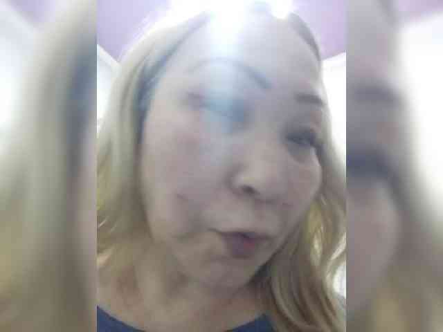 Financially_Poor webcam