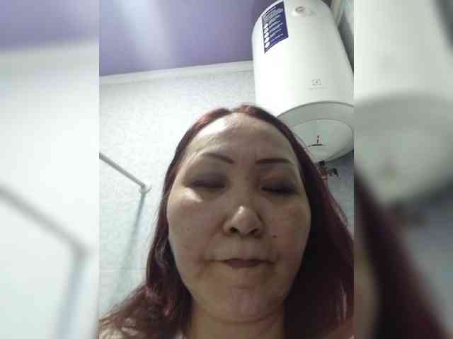 Financially_Poor webcam