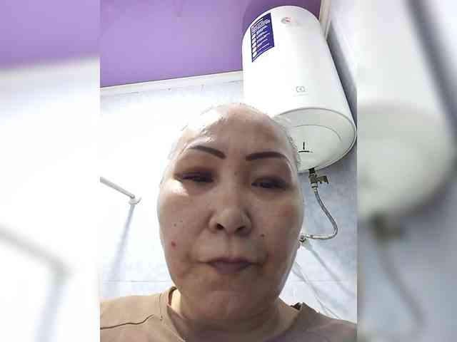 Financially_Poor webcam