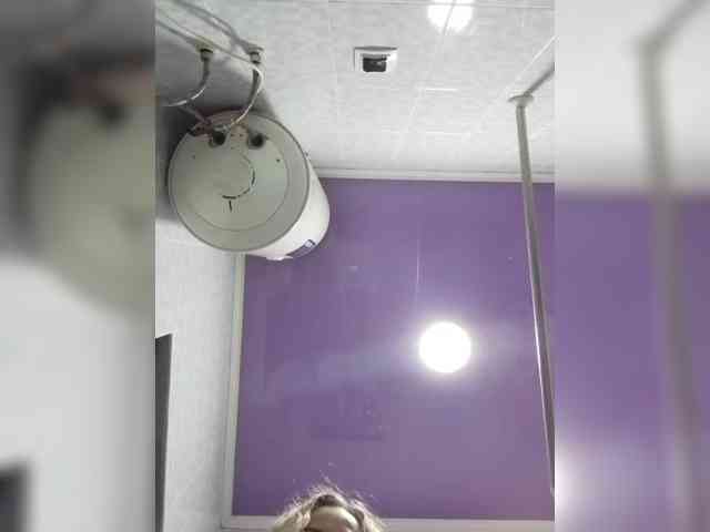 Financially_Poor webcam