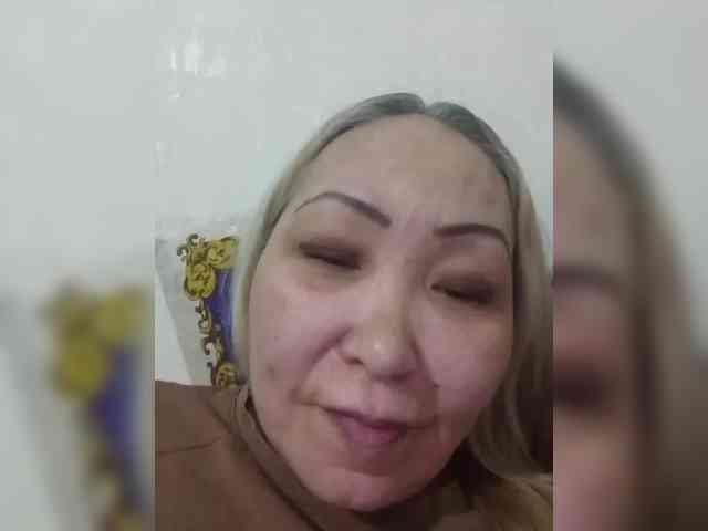 Financially_Poor webcam