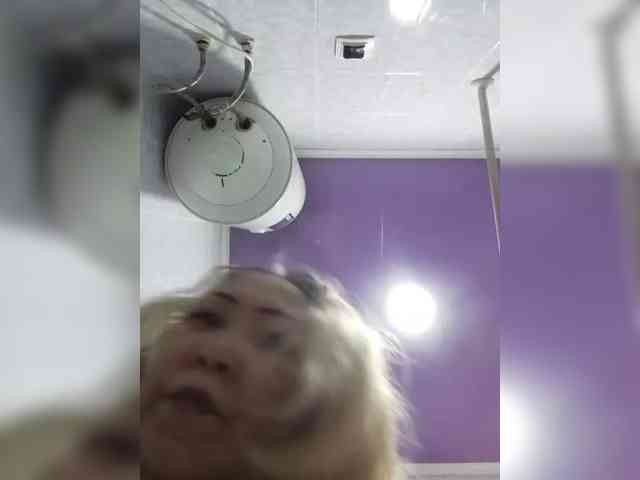 Financially_Poor webcam