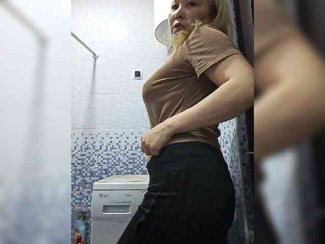 Financially_Poor webcam