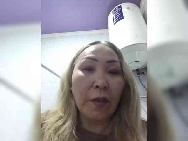 Financially_Poor webcam