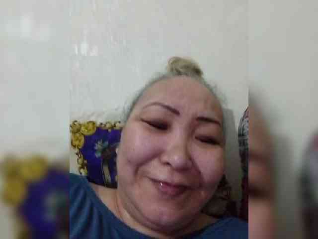 Financially_Poor webcam