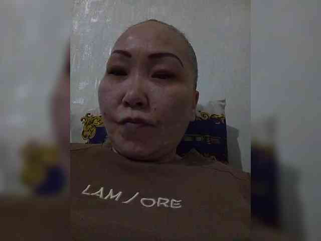 Financially_Poor webcam