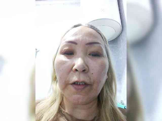 Financially_Poor webcam