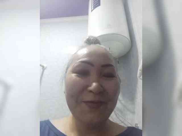 Financially_Poor webcam