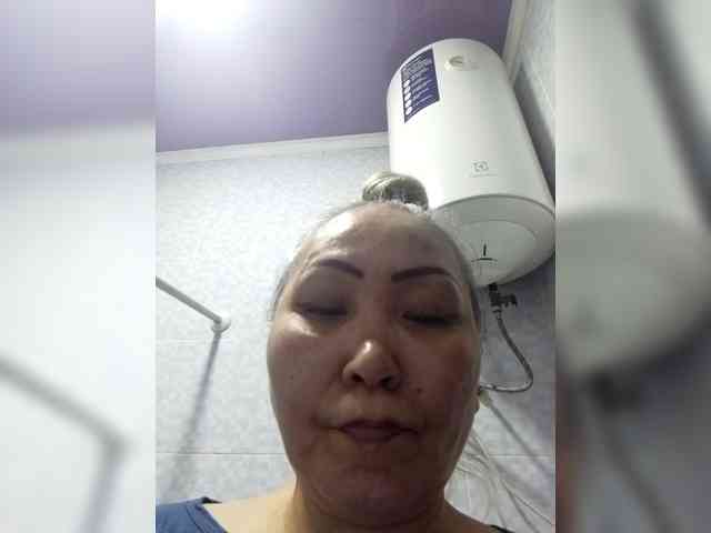 Financially_Poor webcam
