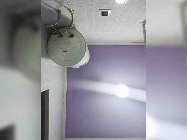 Financially_Poor webcam