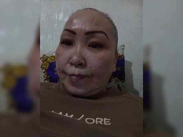 Financially_Poor webcam