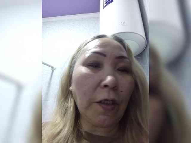 Financially_Poor webcam