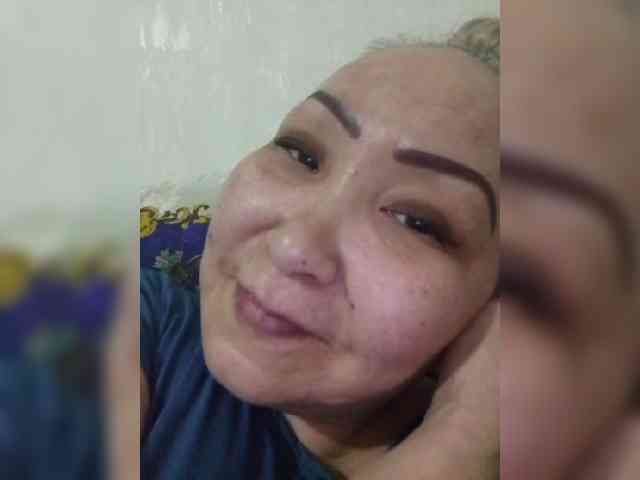 Financially_Poor webcam