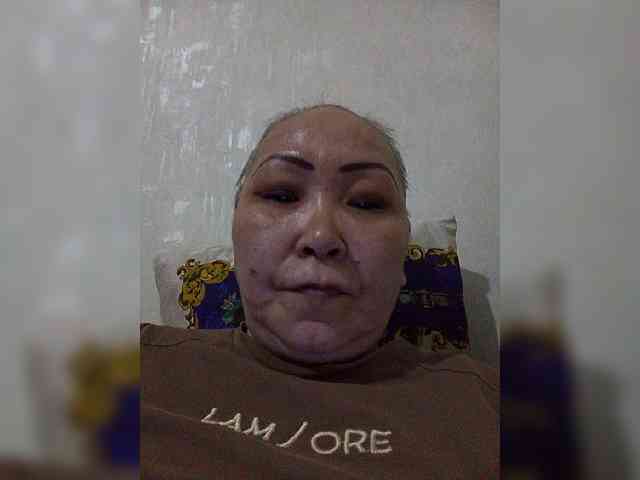 Financially_Poor webcam