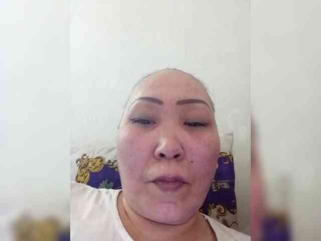 Financially_Poor webcam