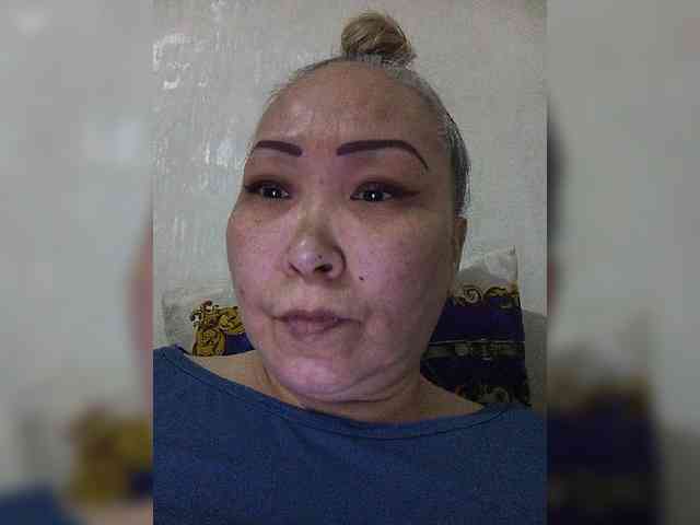 Financially_Poor webcam