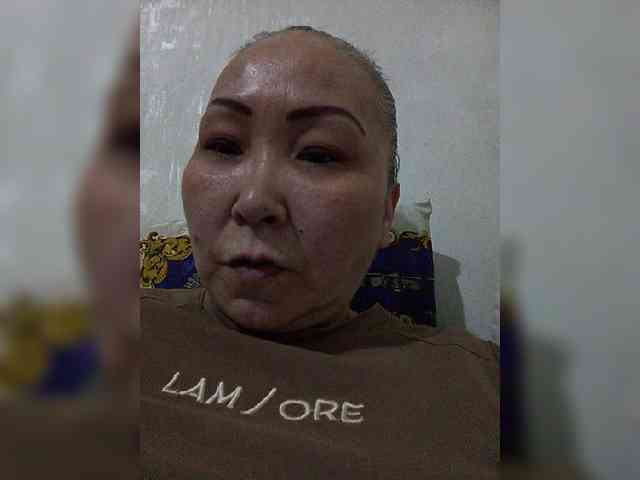 Financially_Poor webcam