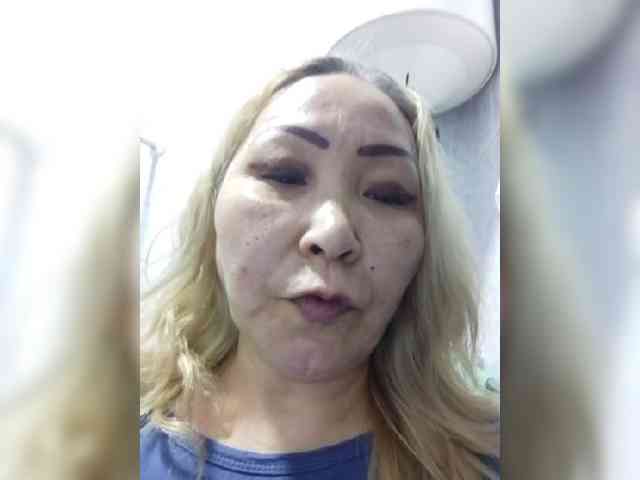 Financially_Poor webcam