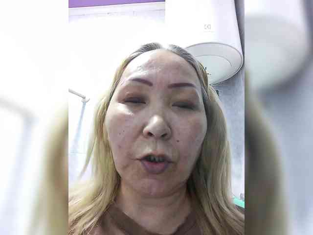 Financially_Poor webcam