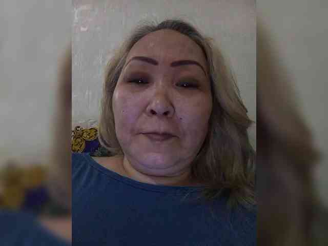 Qweentis Live Webcam on BongaCams