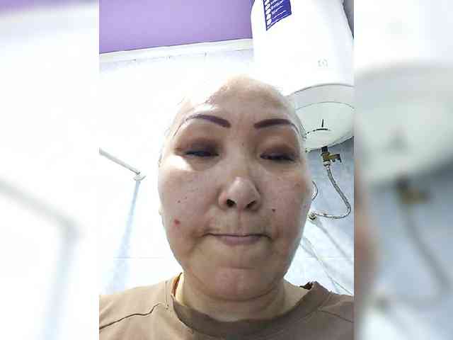 Financially_Poor webcam