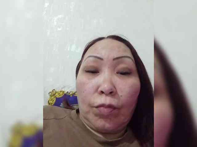 FINANCIALLY_POOR webcam