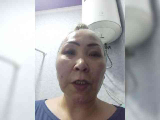 Financially_Poor webcam