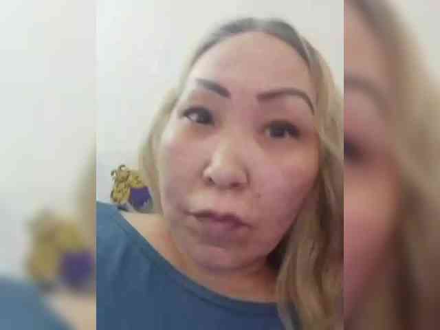 Financially_Poor webcam