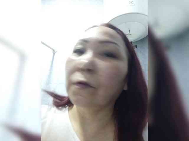 Financially_Poor webcam