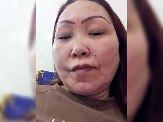 Financially_Poor webcam
