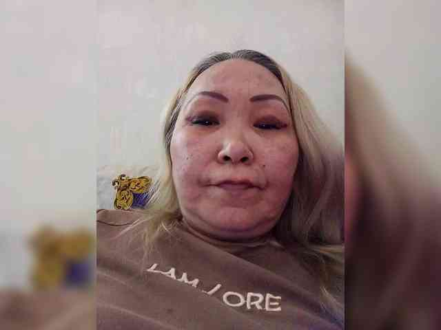 Financially_Poor webcam