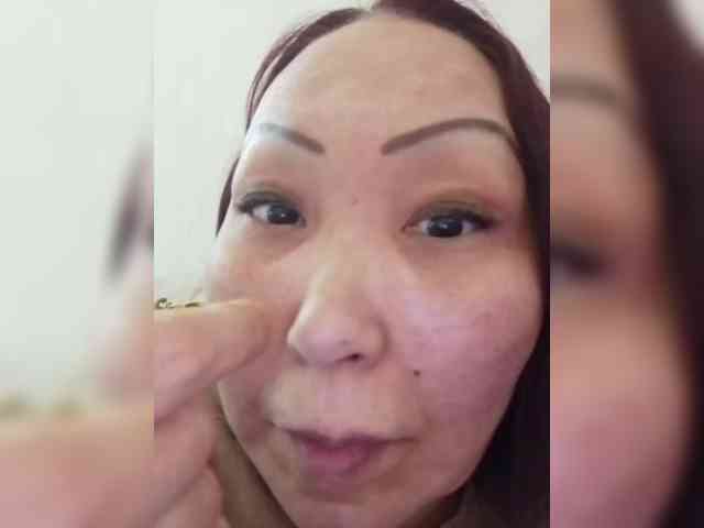 Financially_Poor webcam