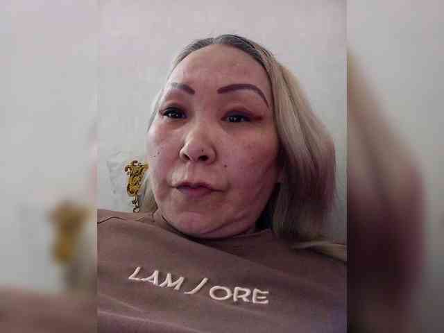 Financially_Poor webcam