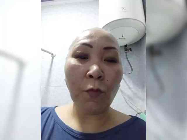 Financially_Poor webcam