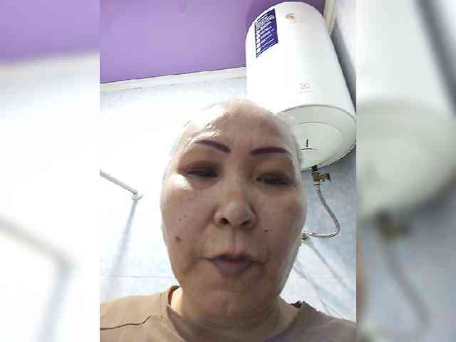 Financially_Poor webcam