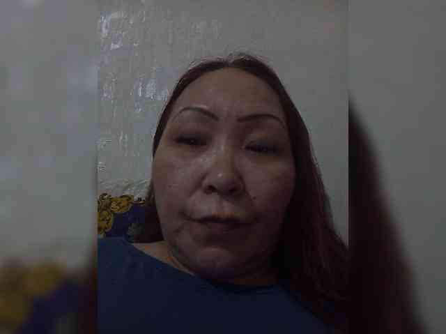 Financially_Poor webcam