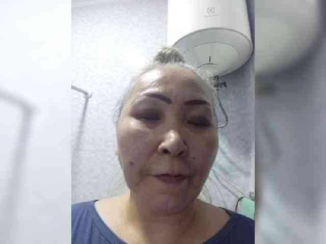 Financially_Poor webcam