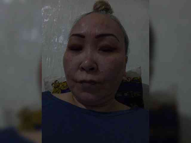 Financially_Poor webcam