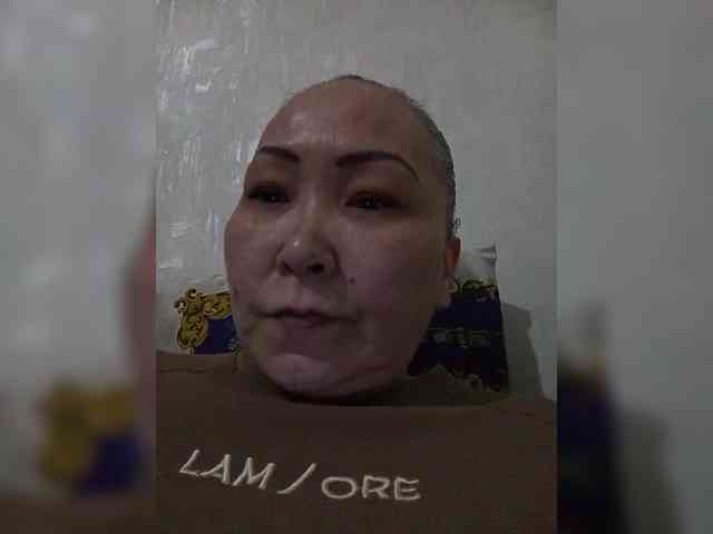 Financially_Poor webcam