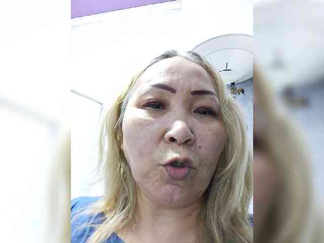 Financially_Poor webcam