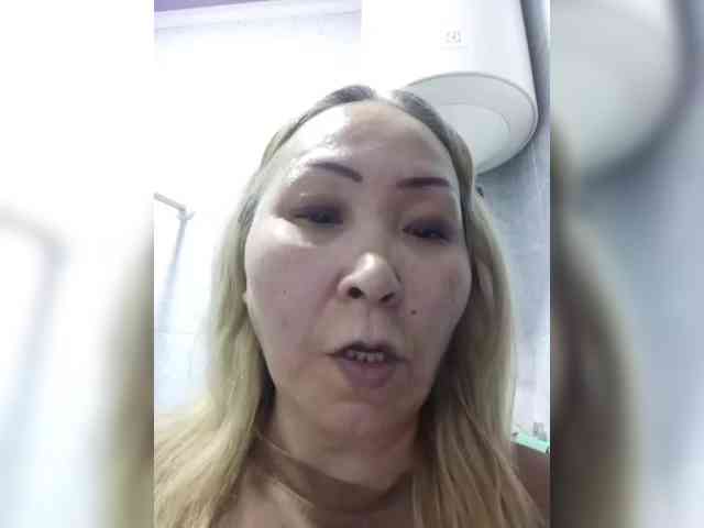 Financially_Poor webcam
