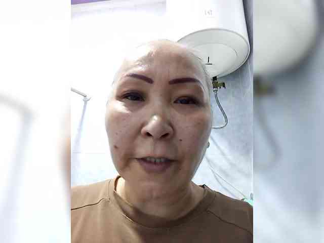 Financially_Poor webcam