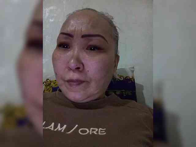 FINANCIALLY_POOR webcam